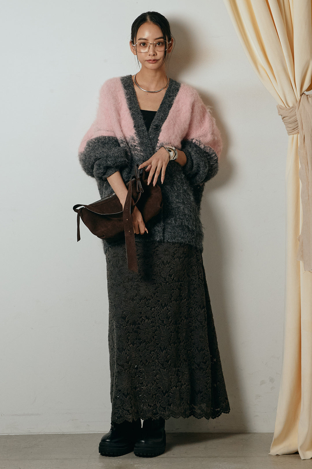 [SET]起毛グラデーションニットカーディガン+花柄刺繍ベロアフレアスカート(2set)