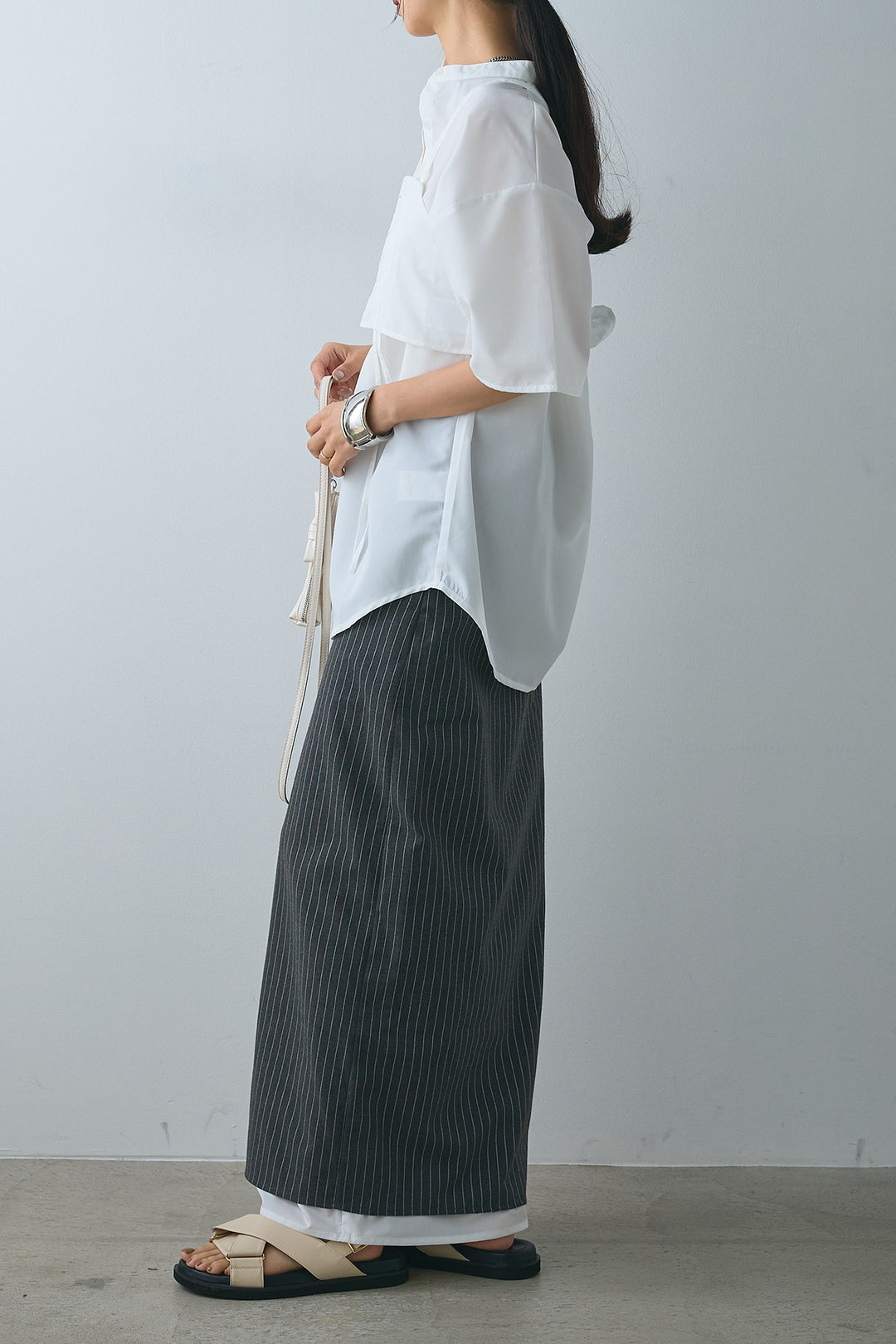 [SET]ホックビスチェ付きバンドカラーシャツ+ストライプストレートスカート(2set)