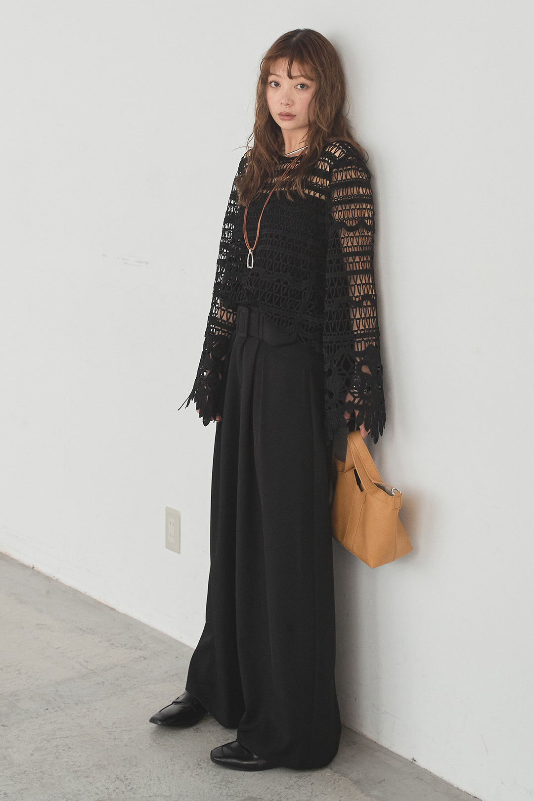 [SET]裾デザインメッシュプルオーバー+ベルト付きツータックワイドパンツ(2set)