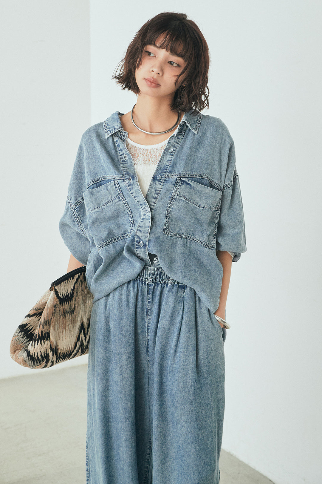 [SET]テンセルデニムシャツ+テンセルデニムイージーワイドパンツ+ストレッチレースクルーネックインナー(3set)