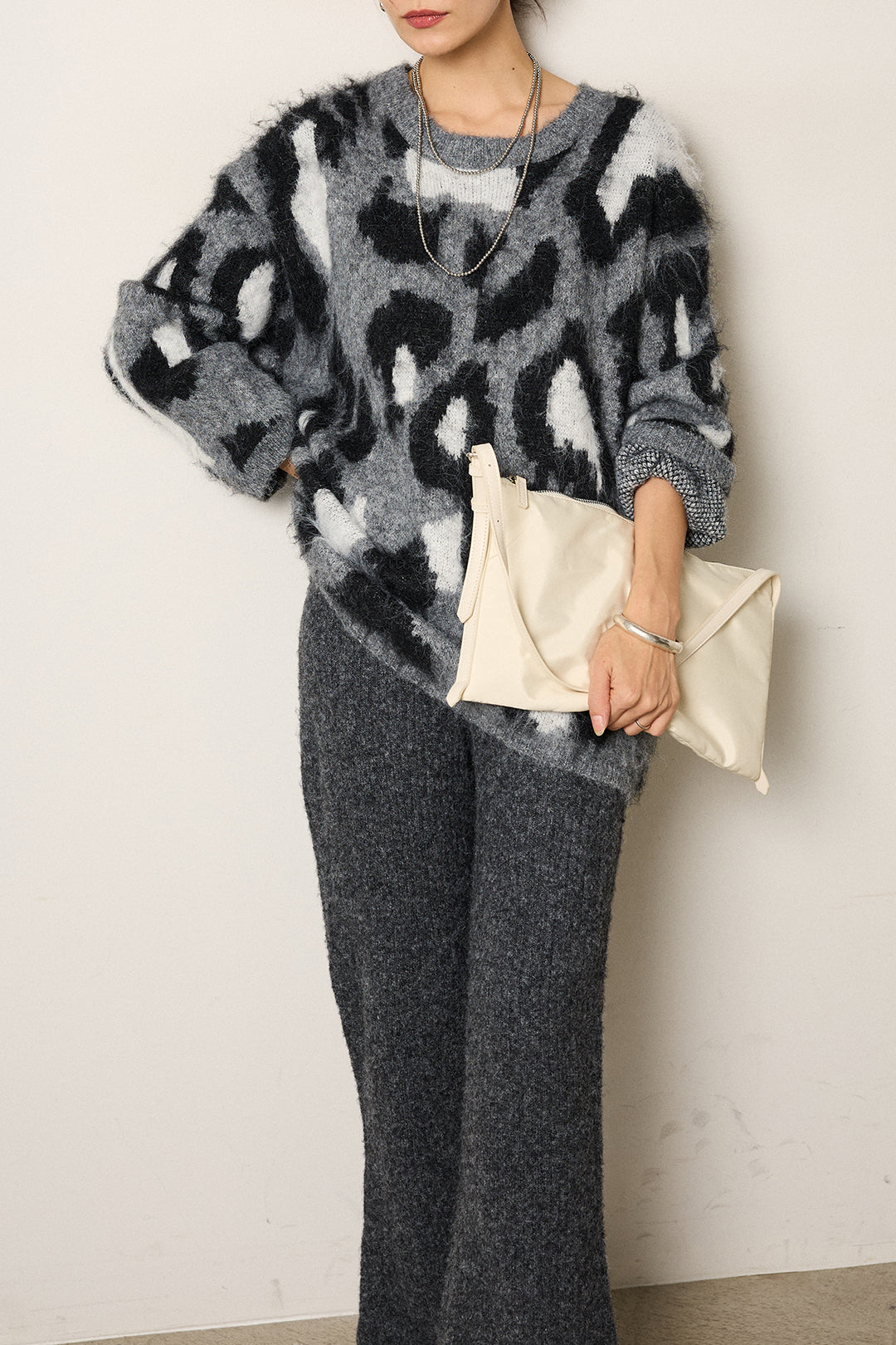 [SET]ルーズアニマルモヘアニットトップス+杢ニットリブフレアパンツ(2set)