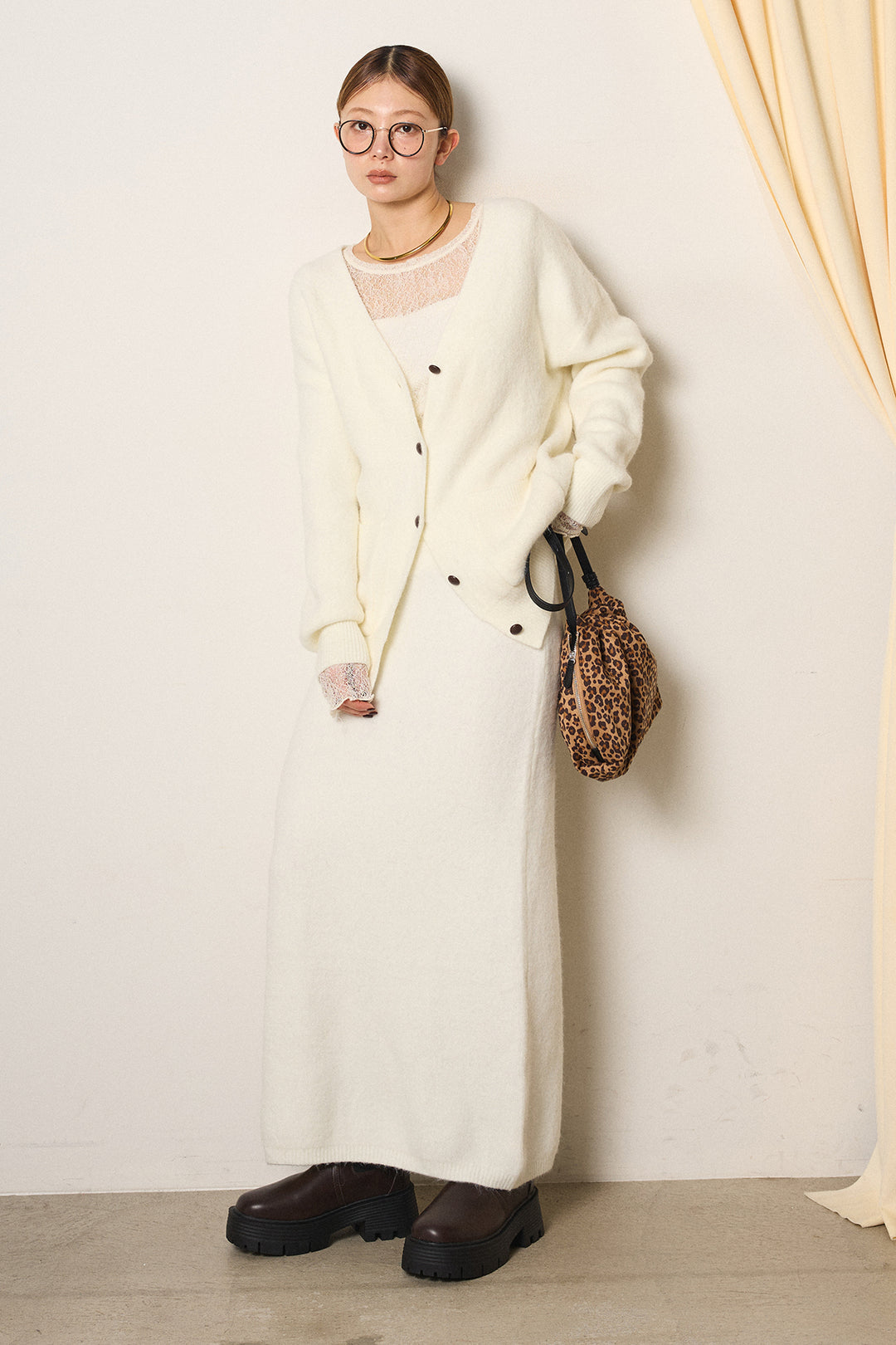 [SET]丸ボタン起毛ニットカーディガン+起毛ニットロングスカート+ストレッチレースクルーネックプルオーバー(3set)