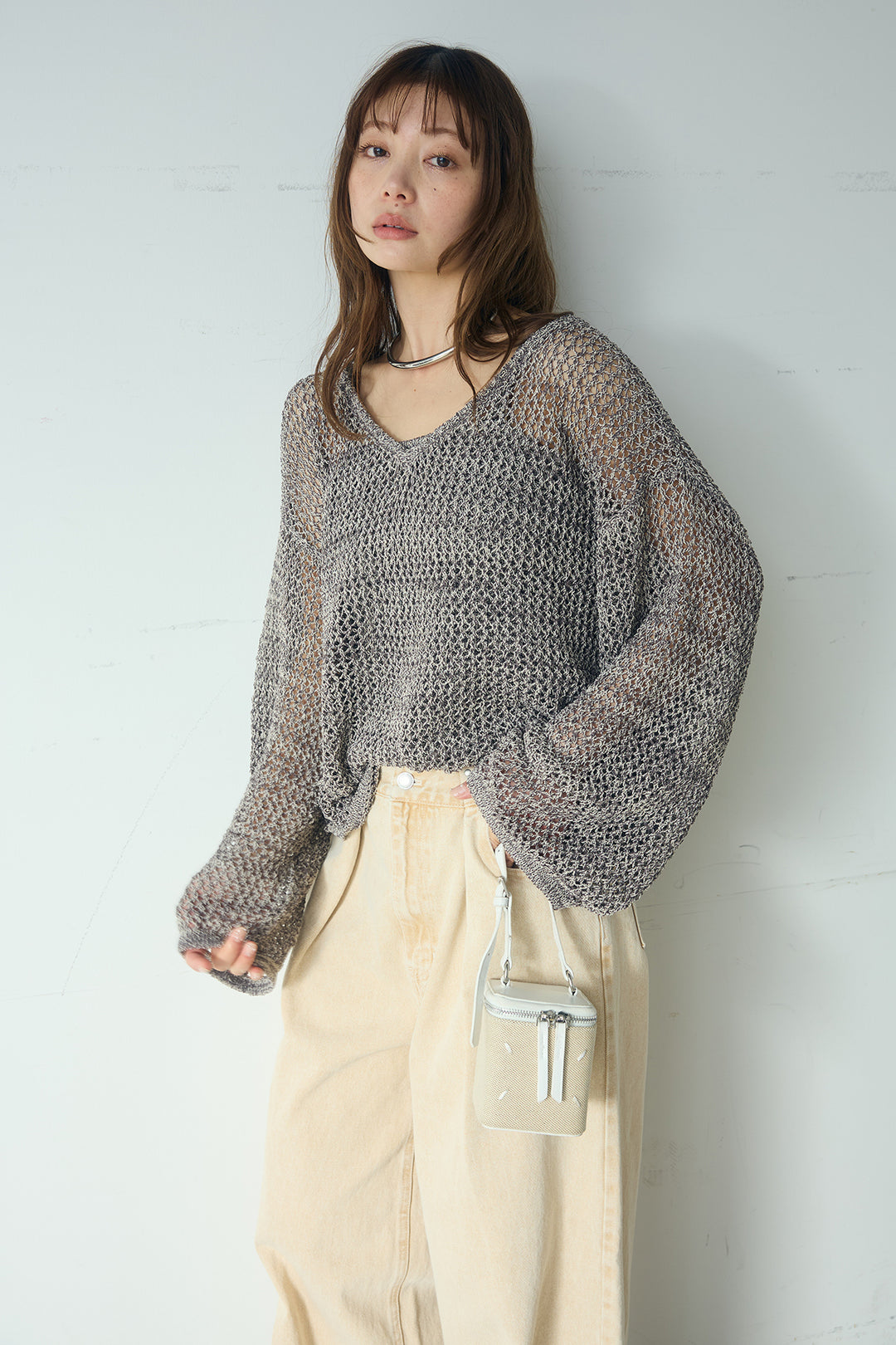 [SET]メッシュ編みビスチェセットVネックプルオーバー+カラーデニムタックカーブパンツ(2set)