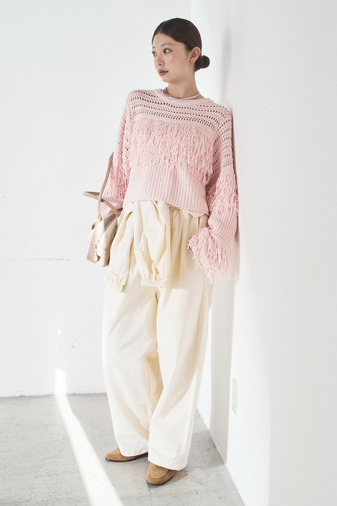 [SET]メッシュフリンジ切り替えプルオーバー+合繊ツイルスタンドウエスト巻きジョガーパンツ(2set)