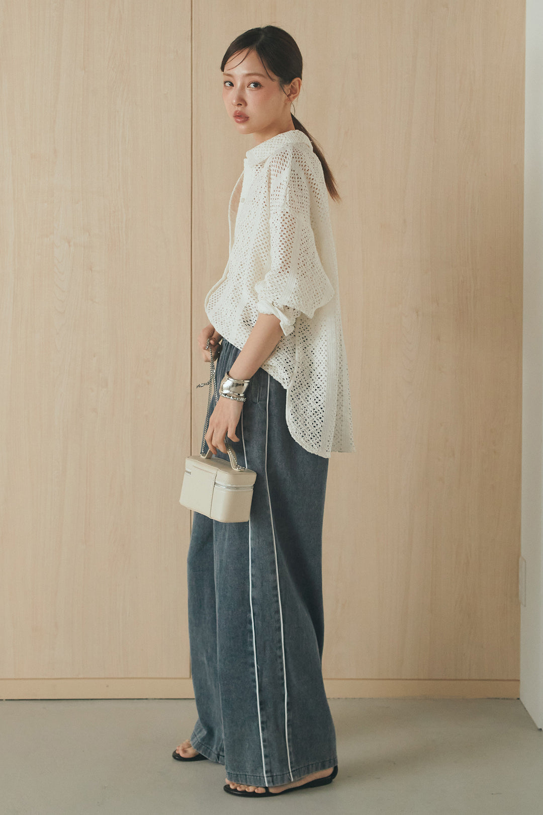 [SET]長袖襟付きレースシャツ+ドロストサイドラインデニムパンツ(2set)