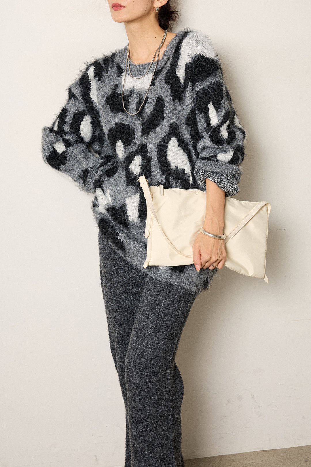 [SET]ルーズアニマルモヘアニットトップス+杢ニットリブフレアパンツ(2set)