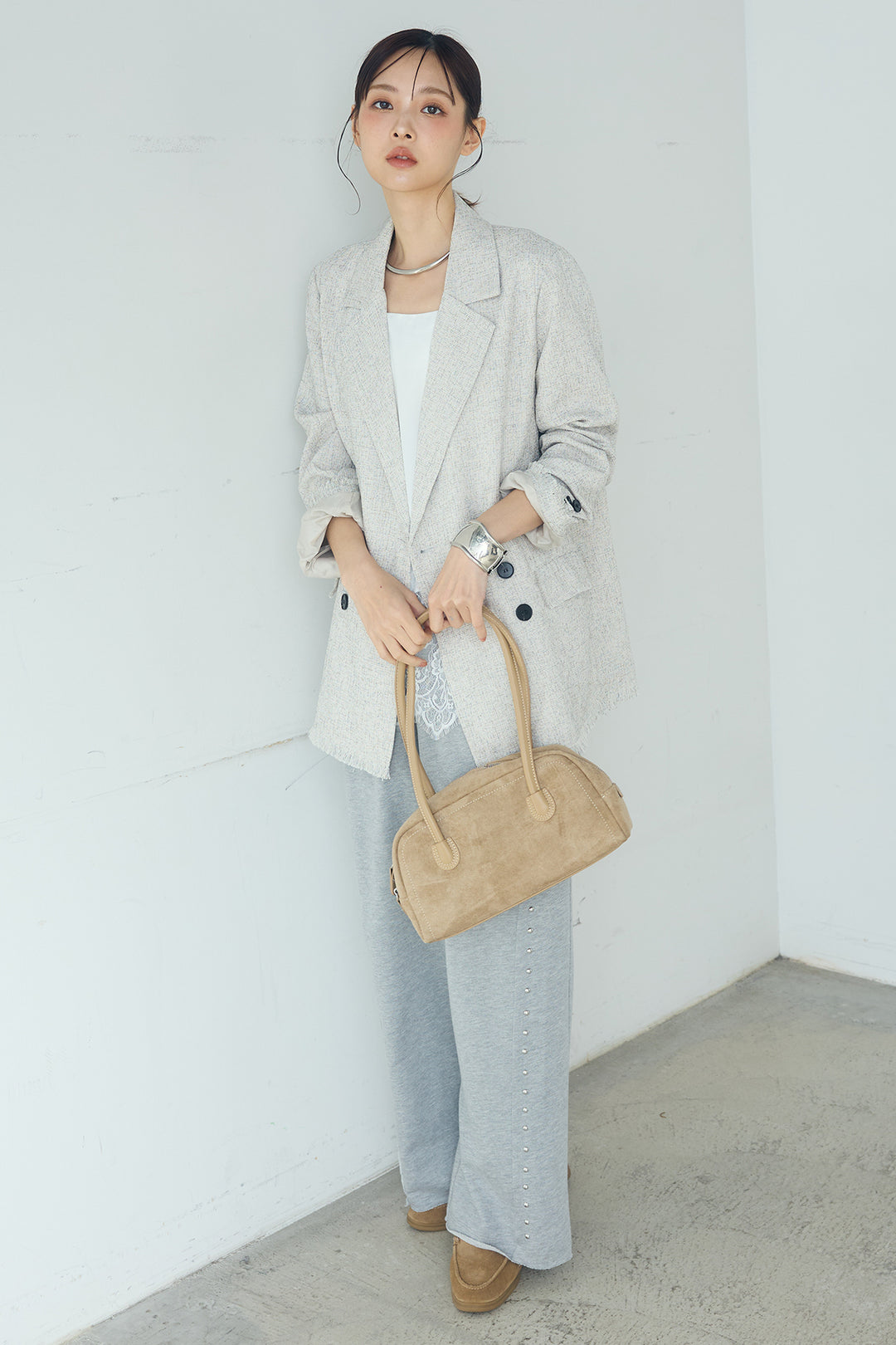 [SET]スラブネップツイードフリンジテーラードジャケット+サイドデザイン入りスウェットパンツ+裾レースキャミソール(3set)