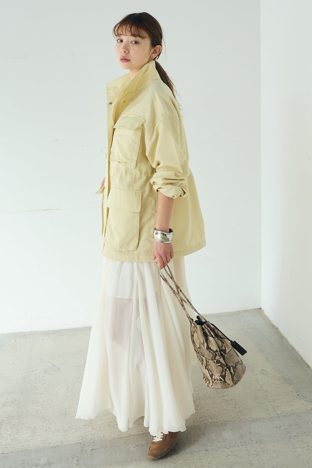 [SET]ナイロンツイルフィールドジャケット+シアーフリルキャミワンピース(2set)