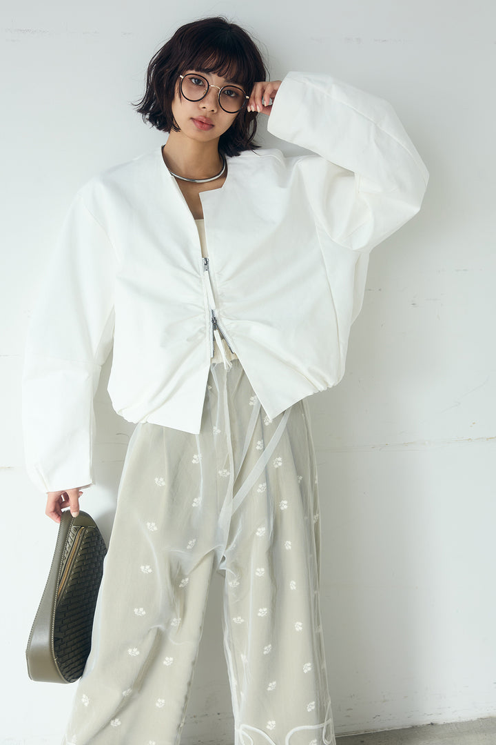 [SET]ノーカラーフロントギャザージップアウター+花柄刺繍ツイルタックパンツ+ニュアンスウェーブ刺繍シアーチュールパンツ(3set)