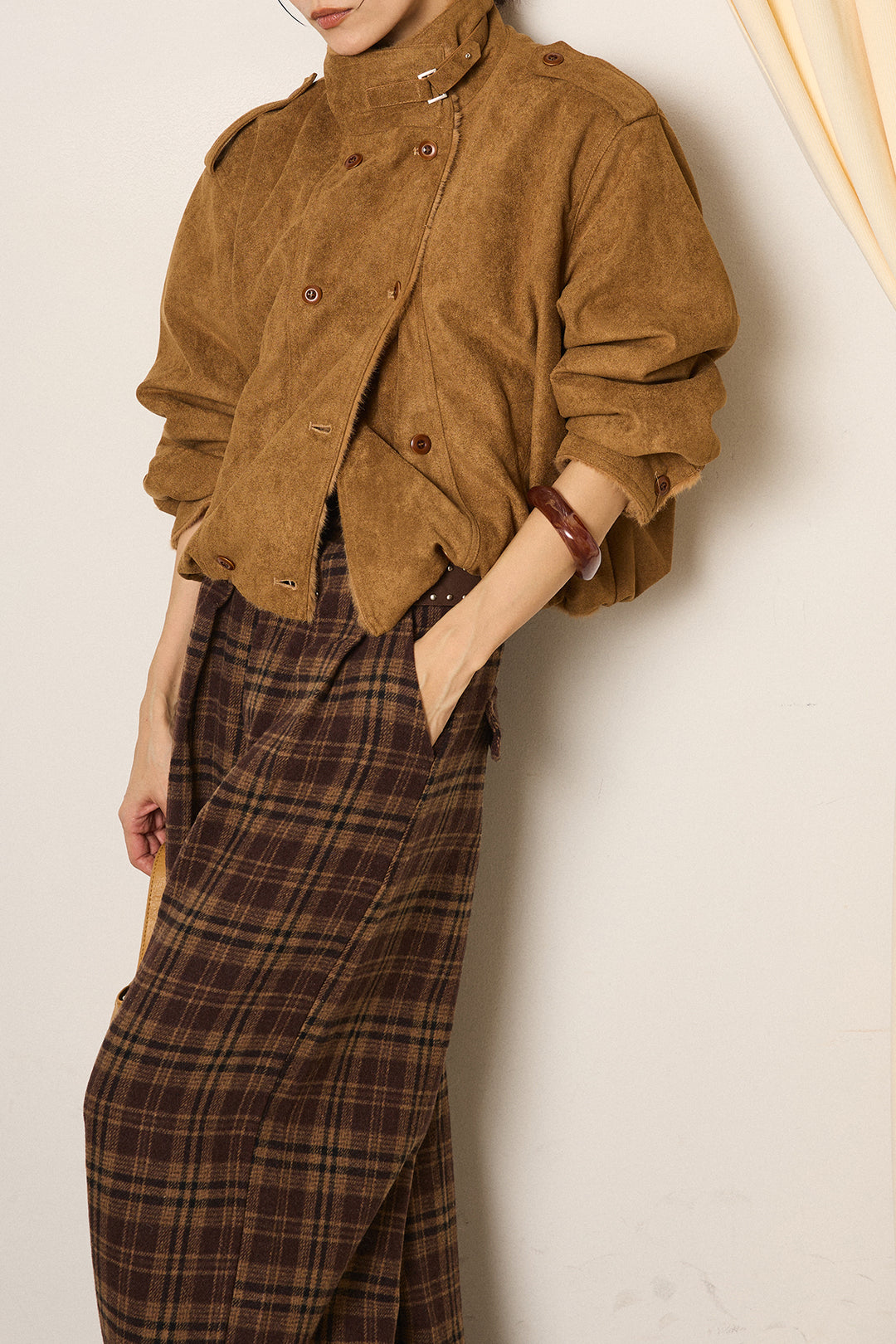[SET]スタンド襟スウェードライクアウター+スタッズデザインベルトタータンチェックパンツ(2set)