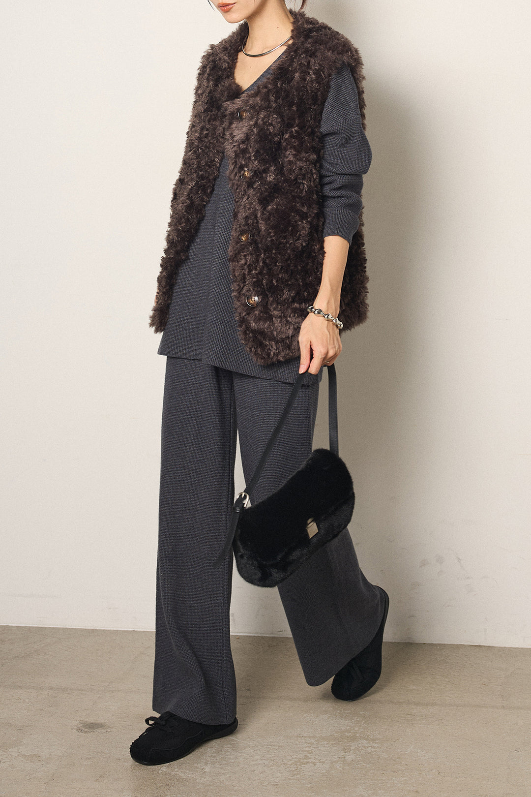 [SET]リラックスワッフルニットSETUP+ノーカラーエコファーベスト(2set)