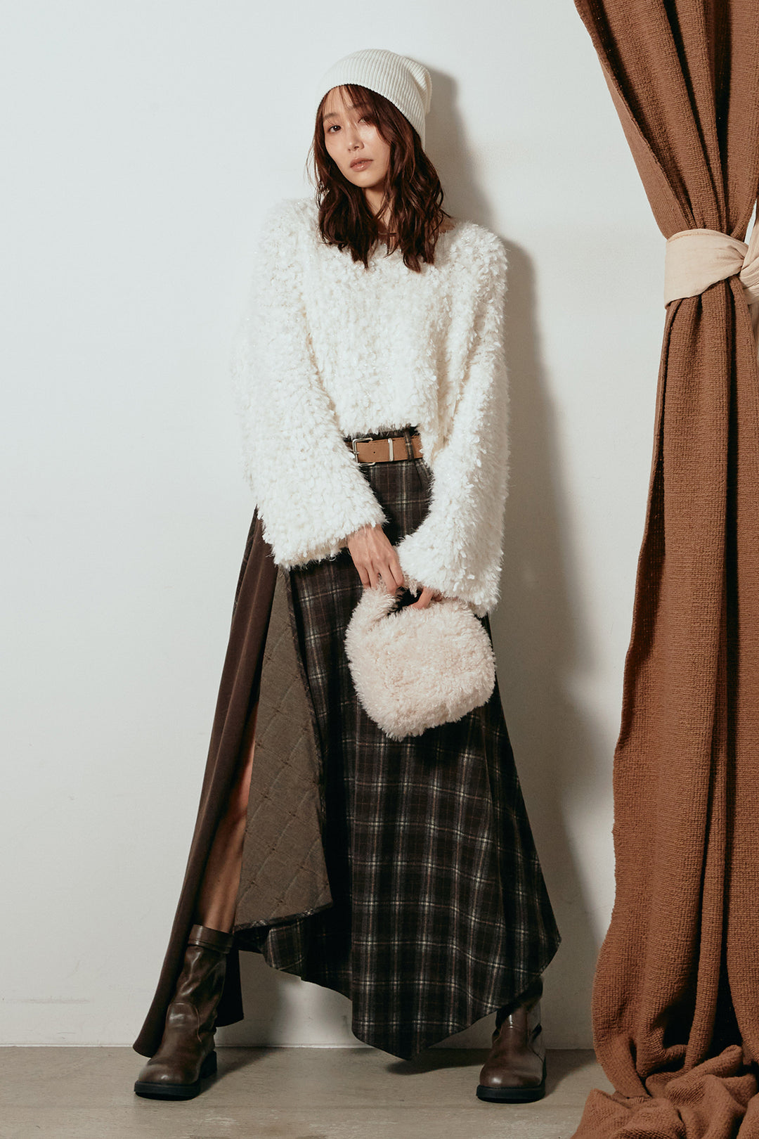 [SET]深Vネックチョウチョヤーンニットトップス+フェイクレザーベルト付き切り替えタータンチェックスカート(2set)