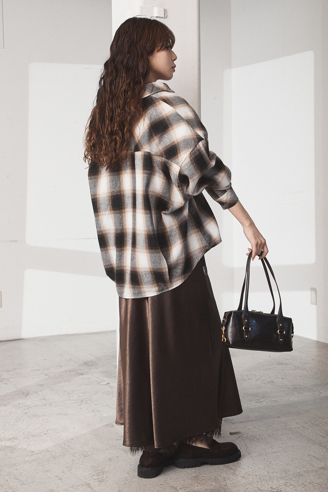 [SET]オンブレーチェックビッグシルエットCPOシャツ+裾レースデザインサテンスカート(2set)