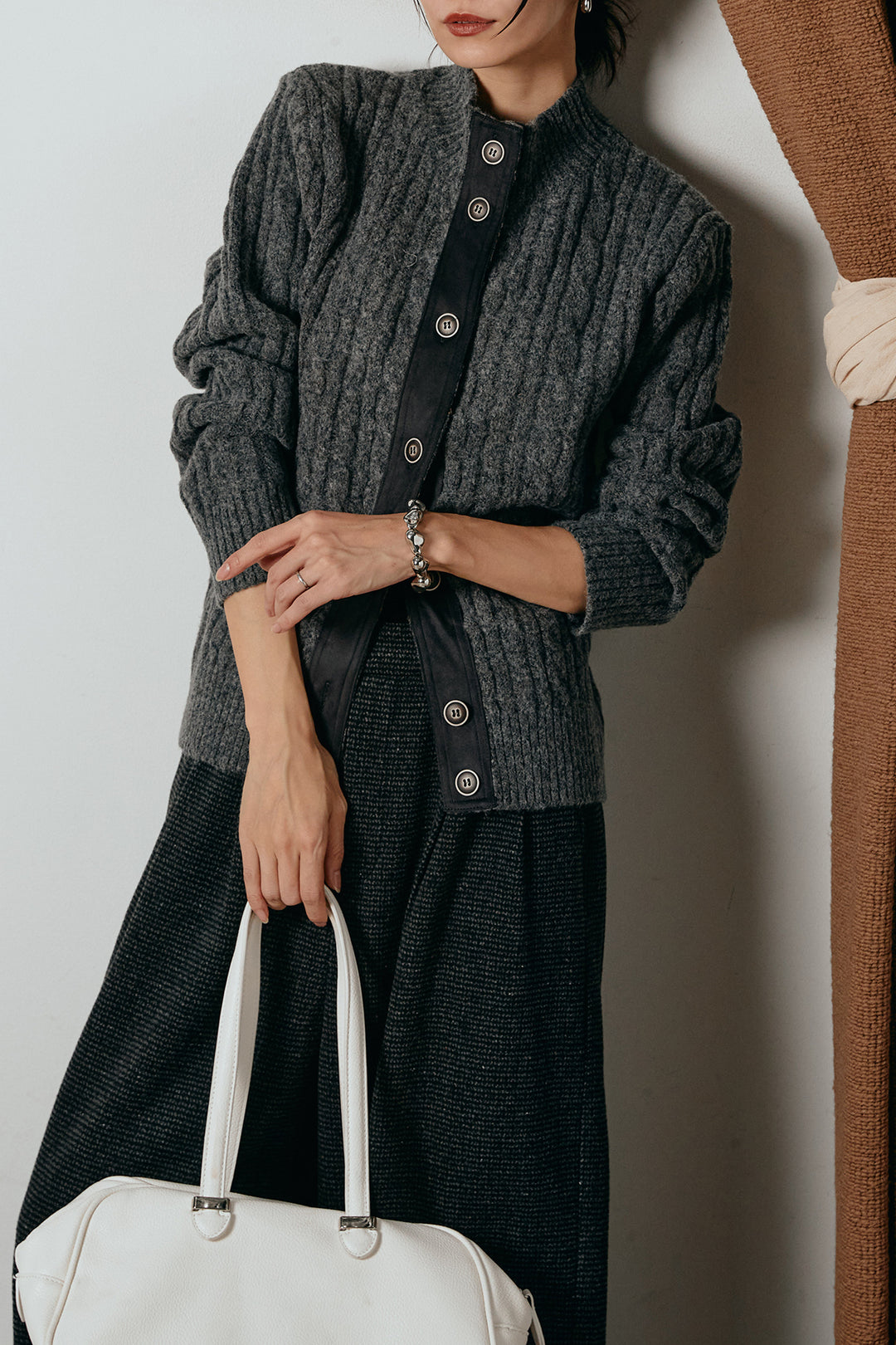 [SET]ボトルネックケーブルニットカーディガン+起毛タック入りツイードワイドパンツ(2set)