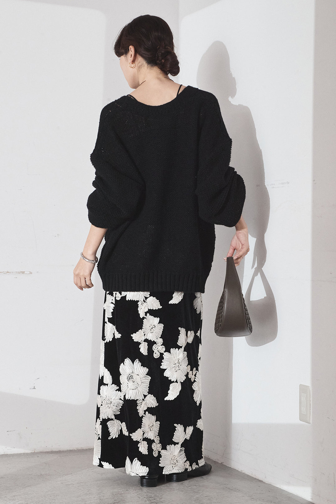 [SET]コード刺繍リラックスニットカーディガン+フラワー刺繍ワイドスカート(2set)