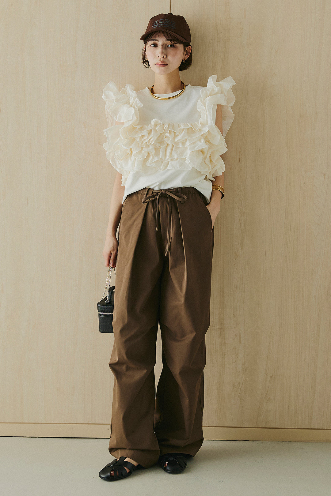 [SET]天竺ナイロンドッキングビスチェ風トップス+ニーサイドタックウエストドロスパンツ(2set)