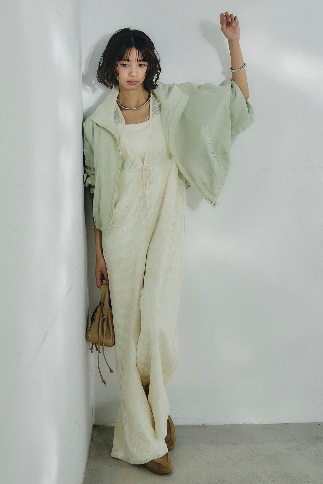 [SET]スタンドネックシアーブルゾン+レースサロペット(2set)