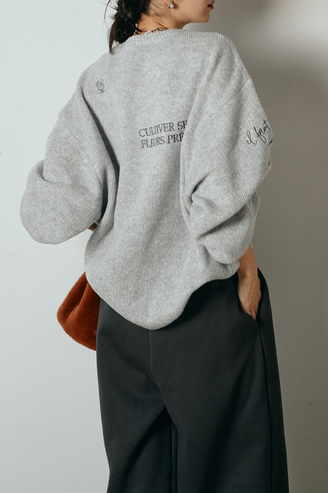 [SET]刺繍ロゴランダムデザインニットトップス+裏起毛スウェットワイドパンツ(2set)