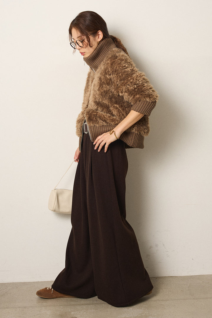 ハイネックボアブルゾン