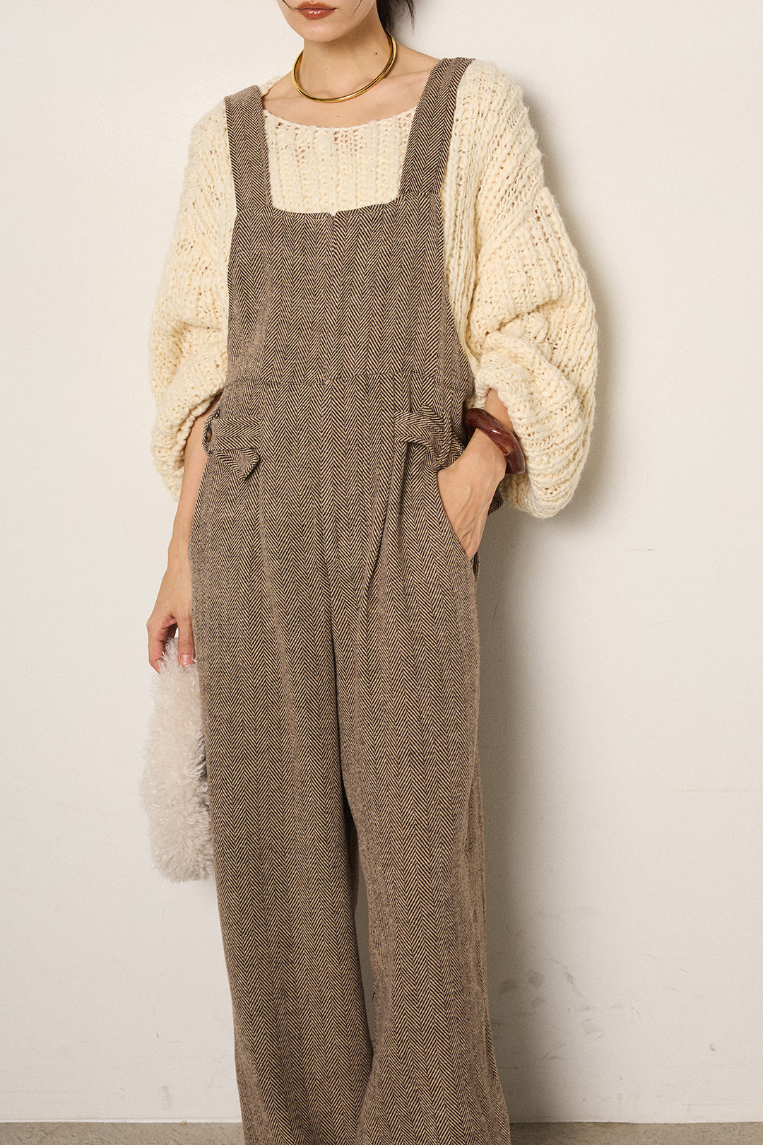 [SET]チャンキースラブニットクロップドプルオーバー+クラシックヘリンボーンサロペット(2set)