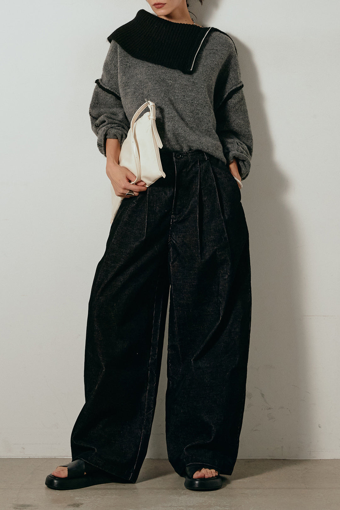 [SET]ハイネックジップデザインニットトップス+フロントタック入りコーデュロイパンツ(2set)