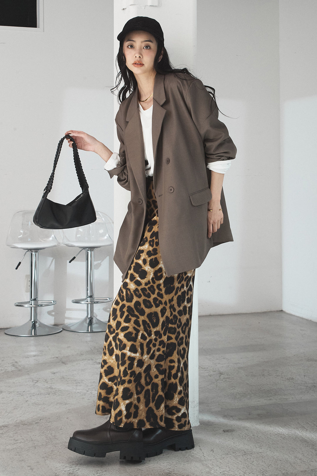 [SET]ルーズシルエットダブルテーラードジャケット+ストレッチロングTシャツ+レオパードサテンナロースカート(3set)