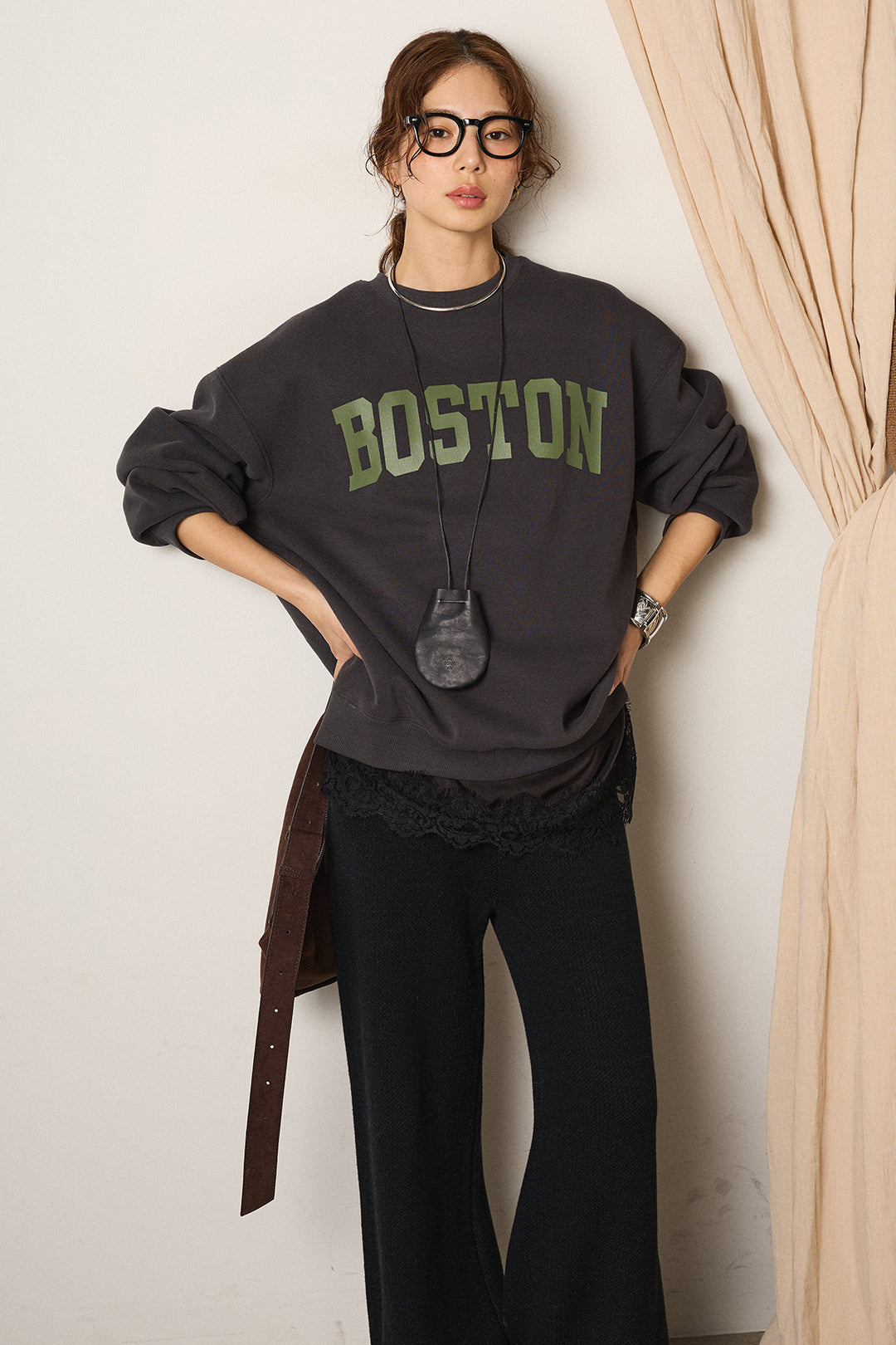 [SET]ロゴデザインルーズスウェット+レースサテンキャミソール(2set)