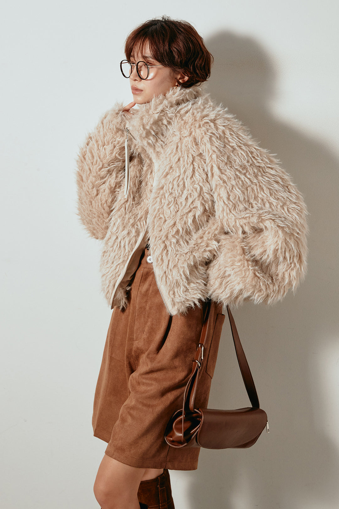 [SET]ミックスシープファースタンドブルゾン+フェイクスウェードハーフパンツ(2set)