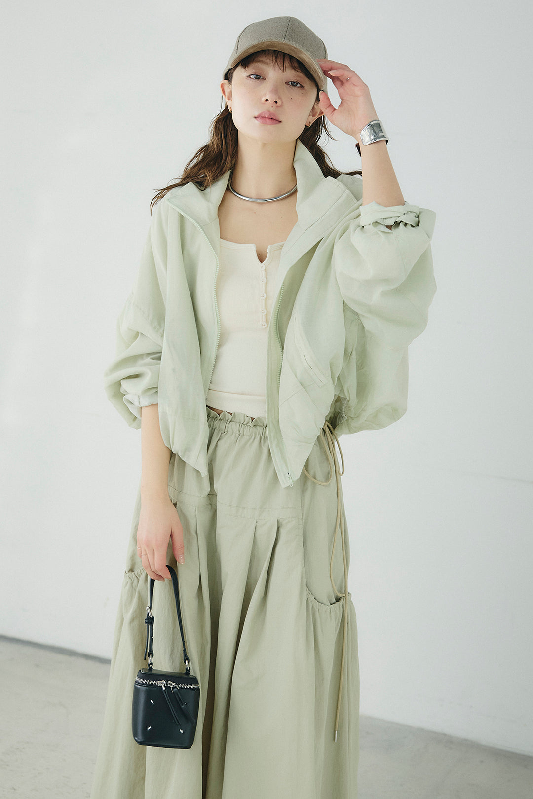 [SET]スタンドネックシアーブルゾン+ナイロンデザインフレアスカート(2set)