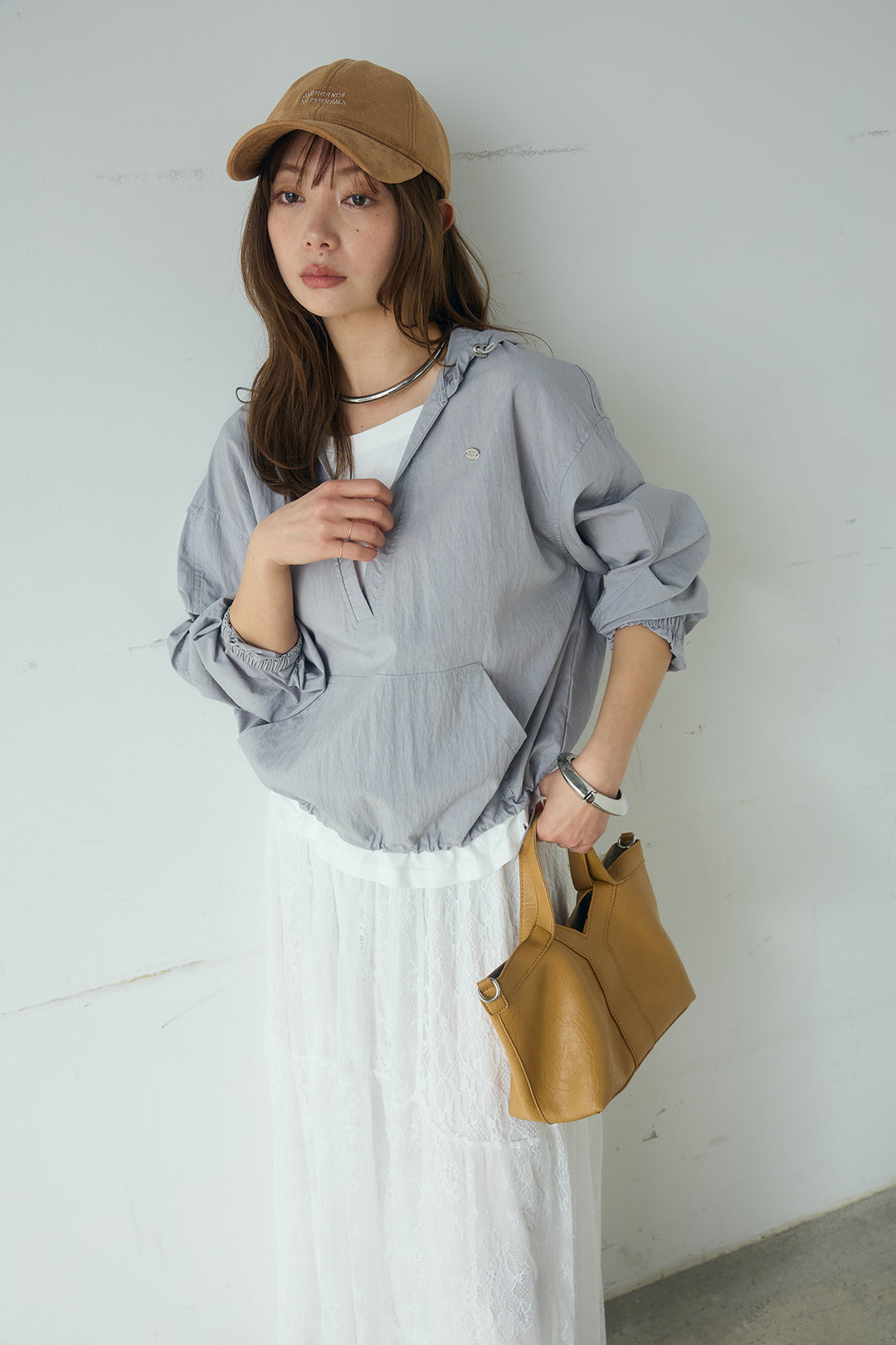 [SET]レイヤードデザインフーディートップス+ひげレース切替ロング丈スカート(2set)