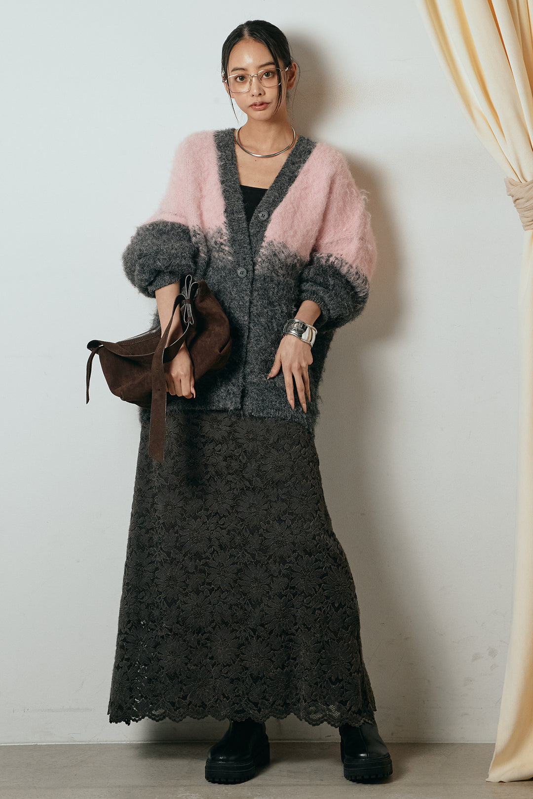 [SET]起毛グラデーションニットカーディガン+花柄刺繍ベロアフレアスカート(2set)