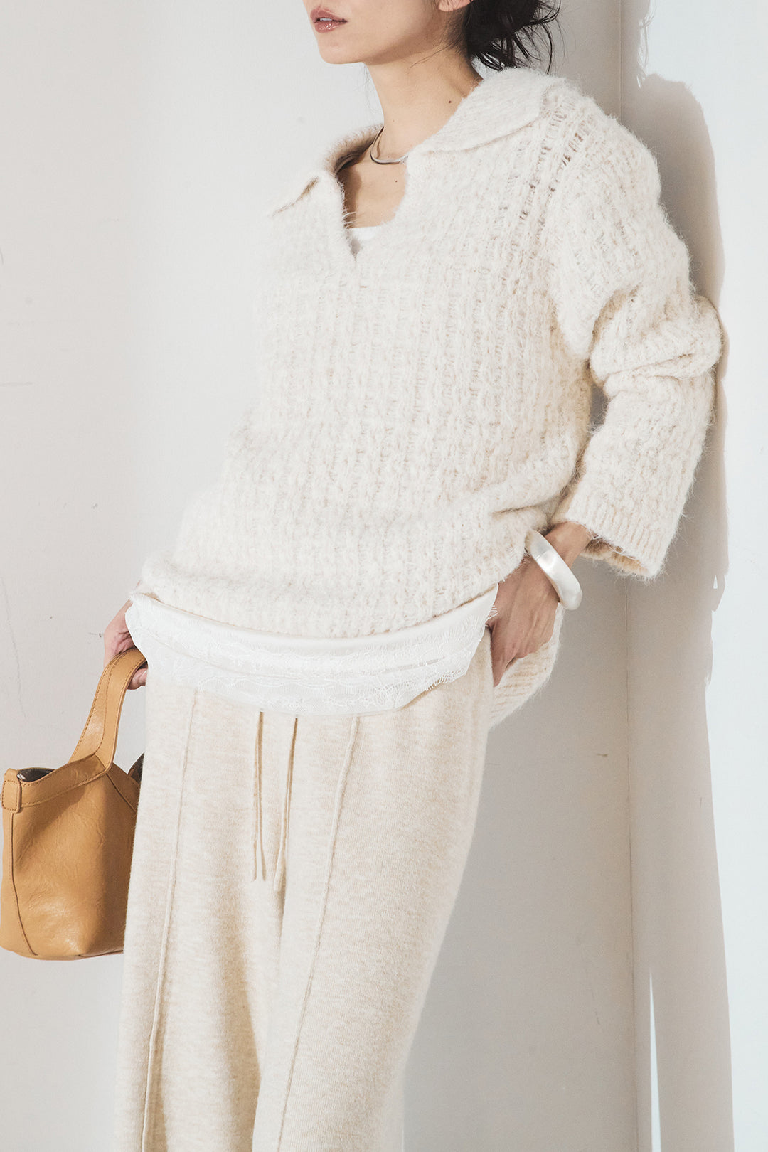 [SET]襟付きVネックニットトップス+レース切り替えキャミソール(2set)