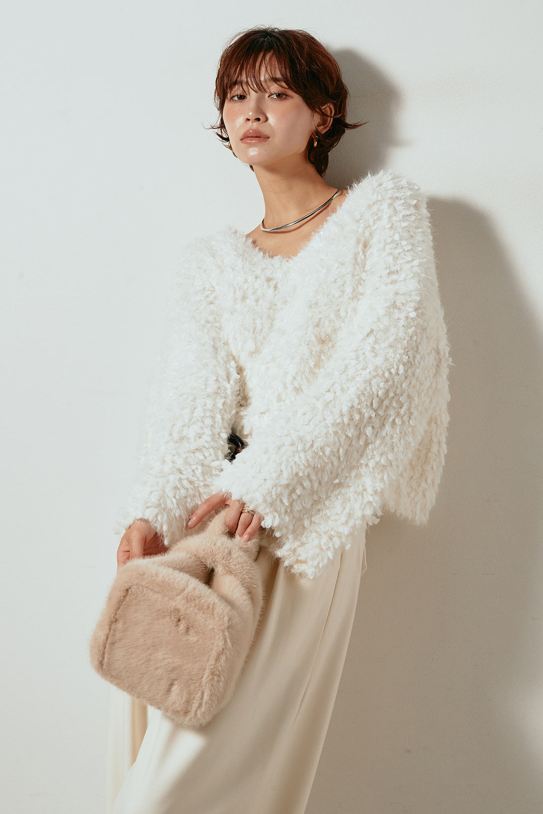 [SET]深Vネックチョウチョヤーンニットトップス+細フェイクレザーベルト付きワイドタックパンツ(2set)