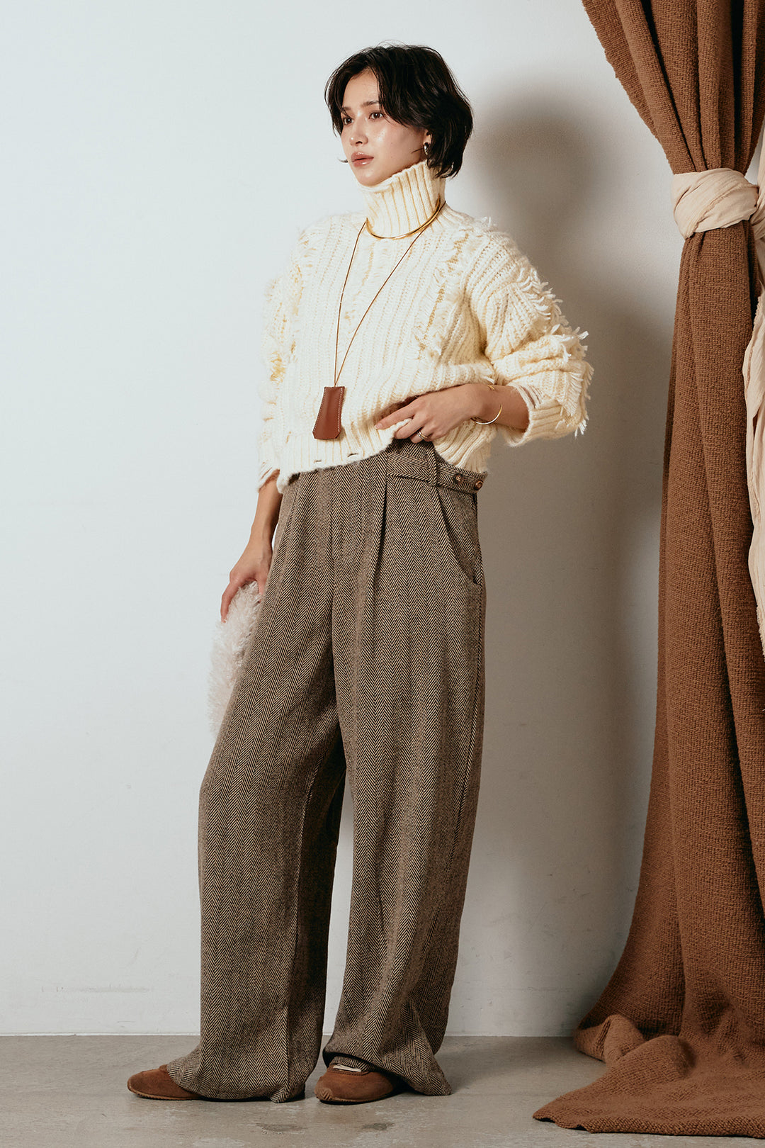 [SET]フリンジタートルショートニット+クラシックヘリンボーンサロペット(2set)