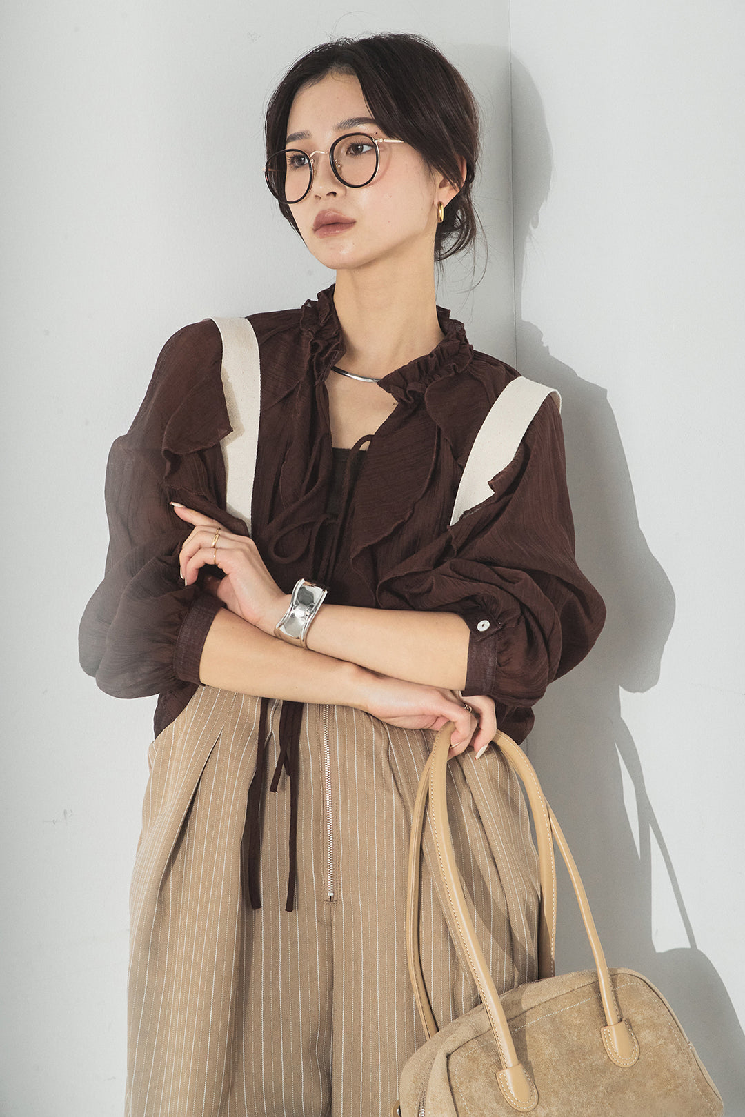 [SET]フロントリボンフリルブラウス+ピンストライプツータックサロペット(2set)