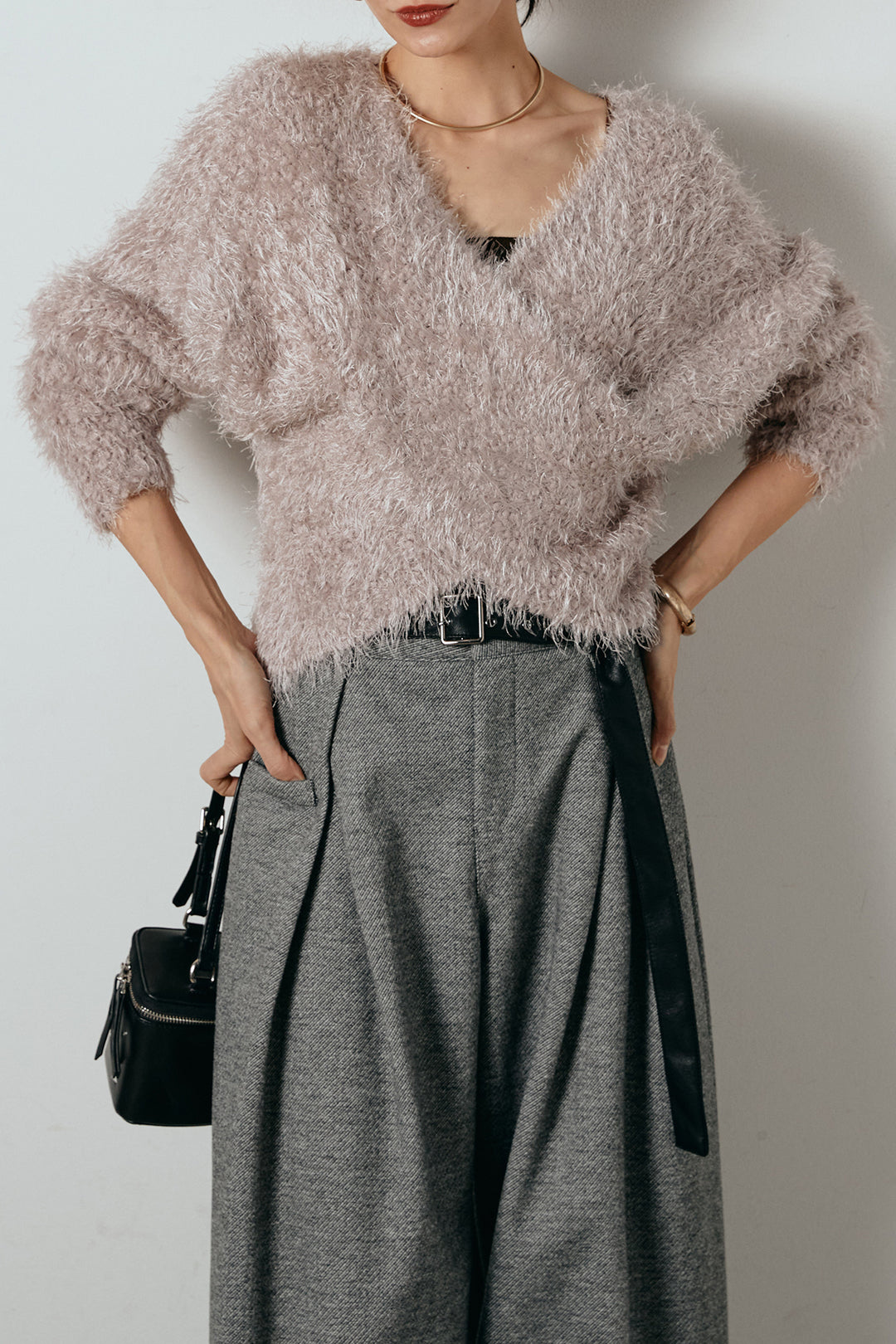 [SET]シャギークロスニットトップス+細ベルト付き起毛タックワイドパンツ(2set)