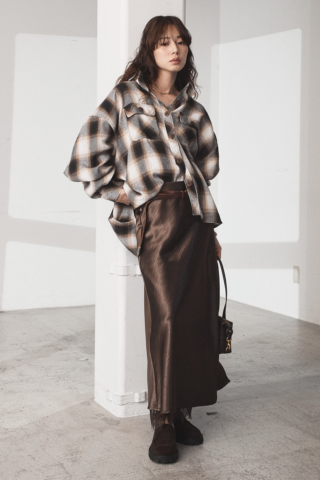 [SET]オンブレーチェックビッグシルエットCPOシャツ+裾レースデザインサテンスカート(2set)