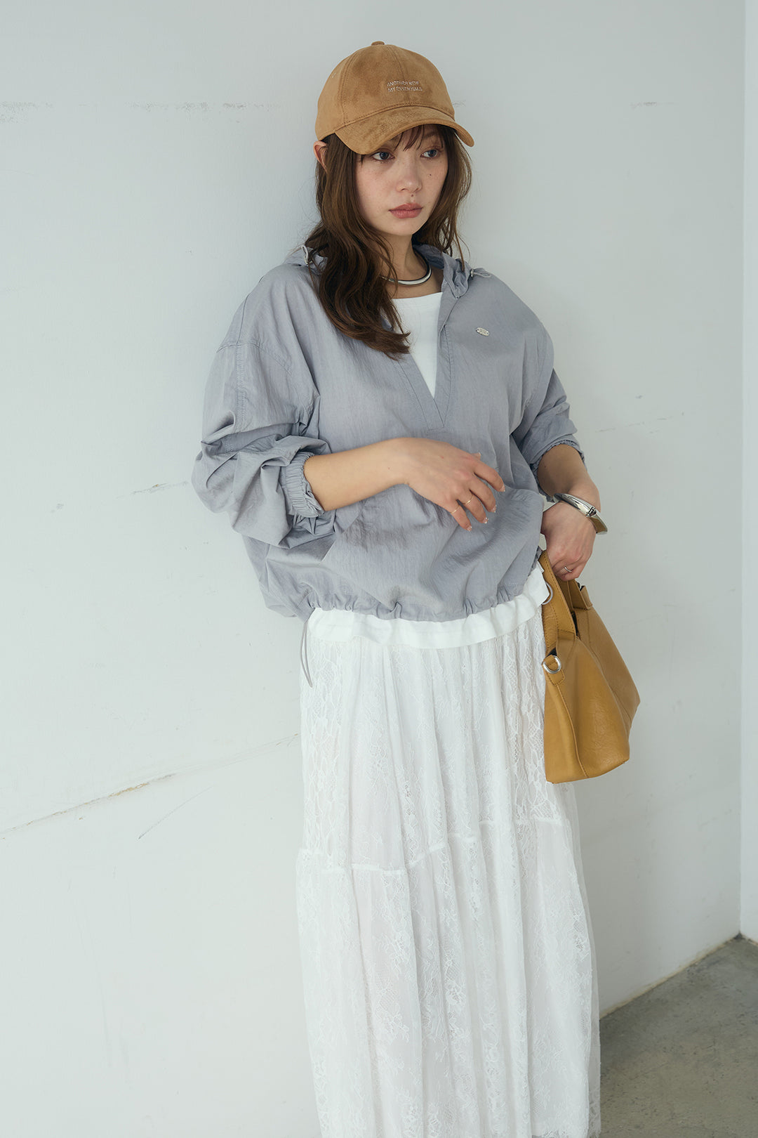 [SET]レイヤードデザインフーディートップス+ひげレース切替ロング丈スカート(2set)