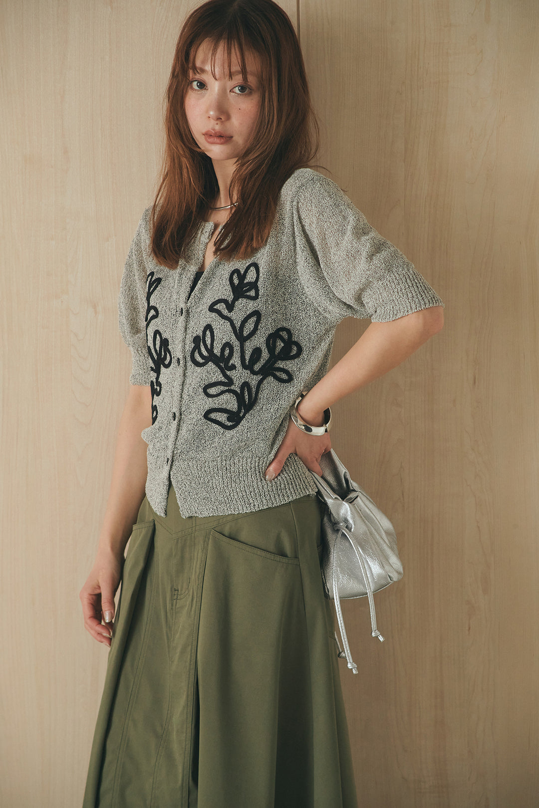 [SET]フロントテープデザイン半袖カーディガン+ミリタリーツイルタックフレアスカート(2set)