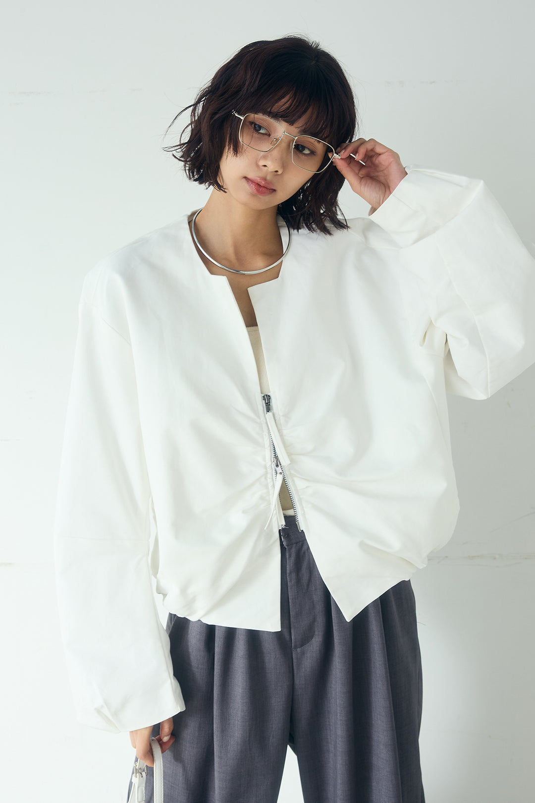 [SET]ノーカラーフロントギャザージップアウター+ツイルメニータックパンツ(2set)