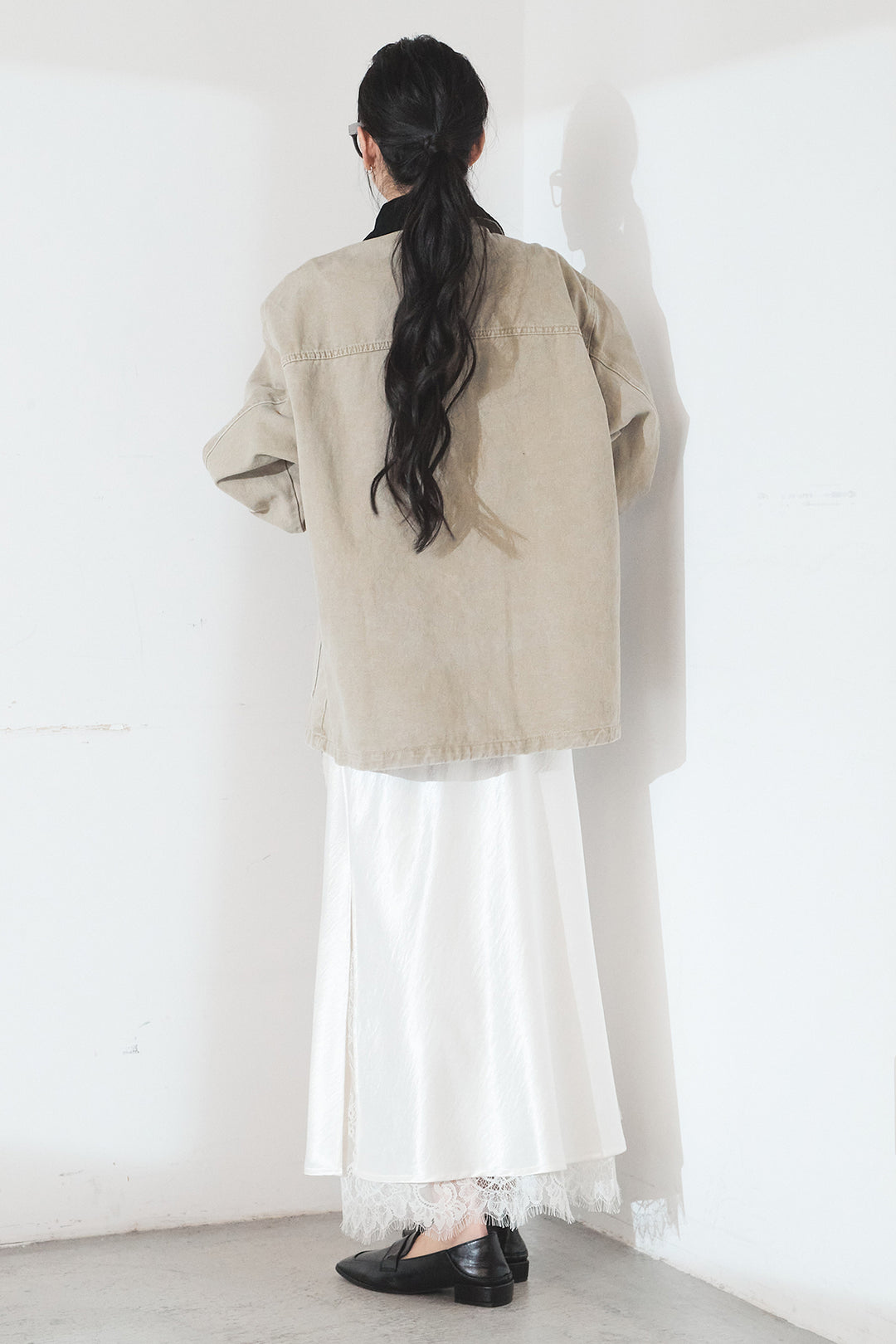 [SET]襟コーデュロイデザインデニム調カバーオール+裾レースデザインサテンスカート(2set)