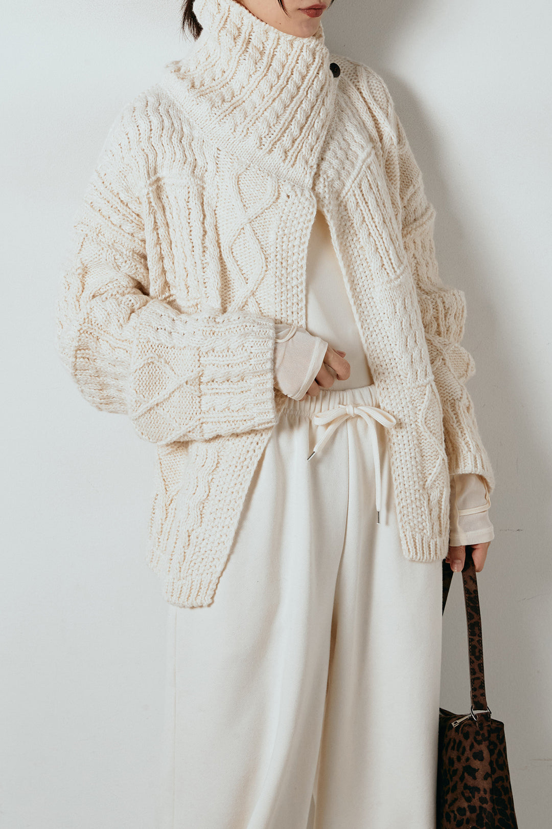 [SET]ビッグカラーケーブル編みニットトップス+裏起毛スウェットワイドパンツ(2set)