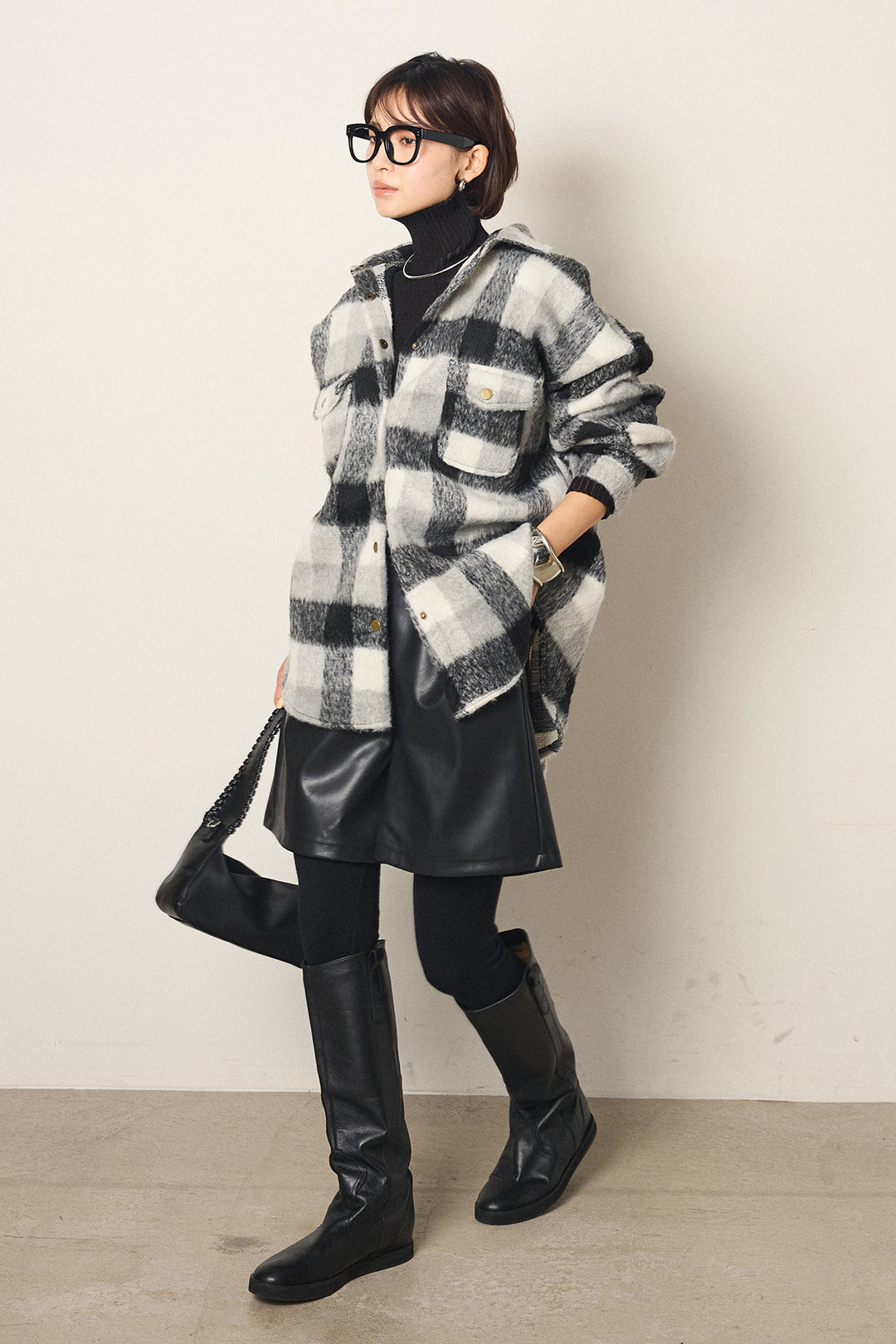 [SET]起毛チェック柄ポケットアウター+ストレッチエコレザーバミューダパンツ(2set)