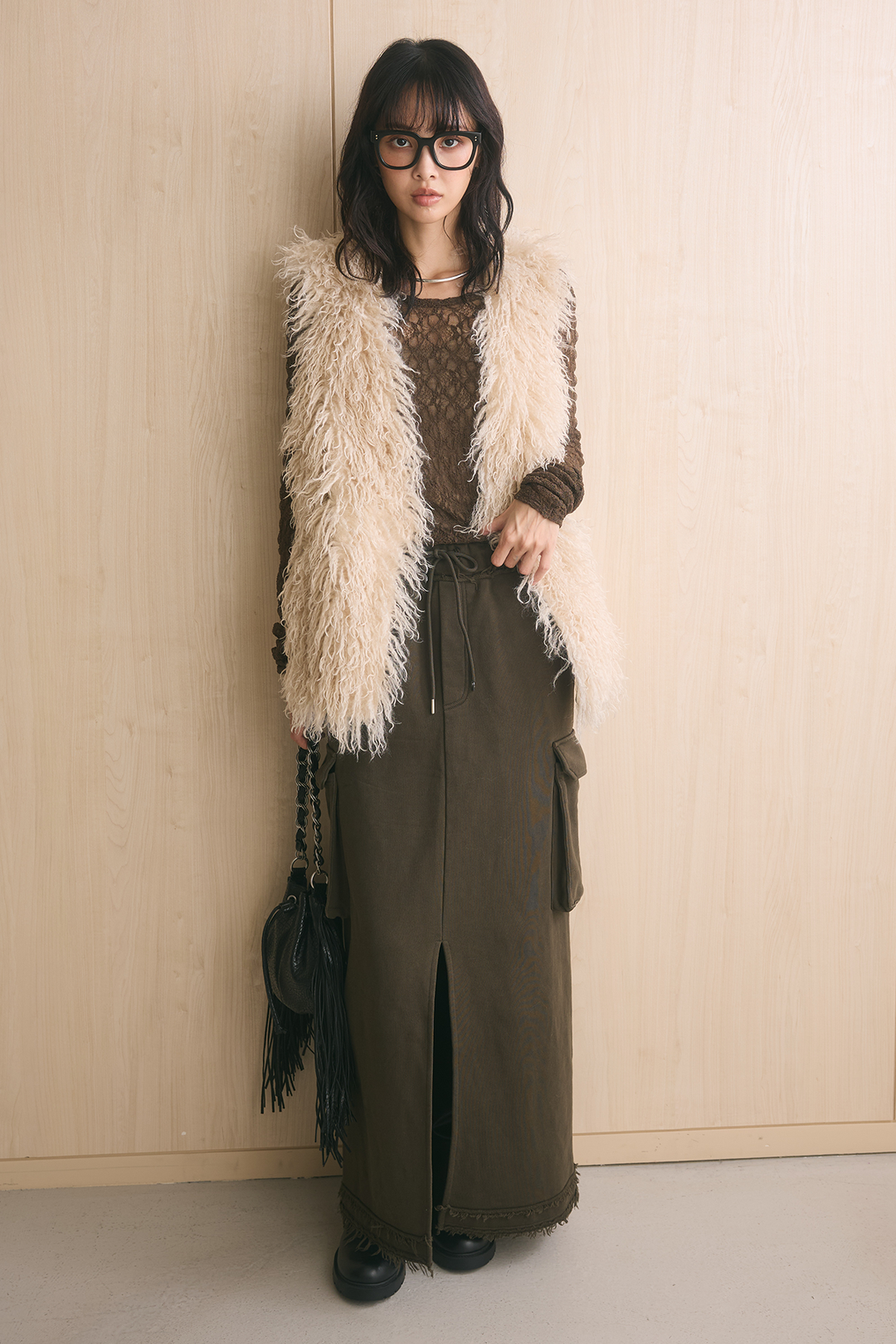 [SET]ロングシャギーファーベスト+2WAYカットレースバックオープンプルオーバー+裏毛リラックスワークタイトスカート(3set)