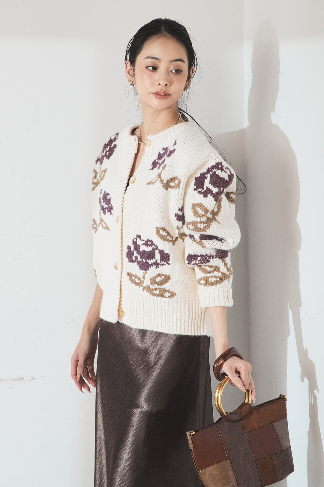 [SET]花柄ジャガードニットカーディガン+裾レースデザインサテンスカート(2set)