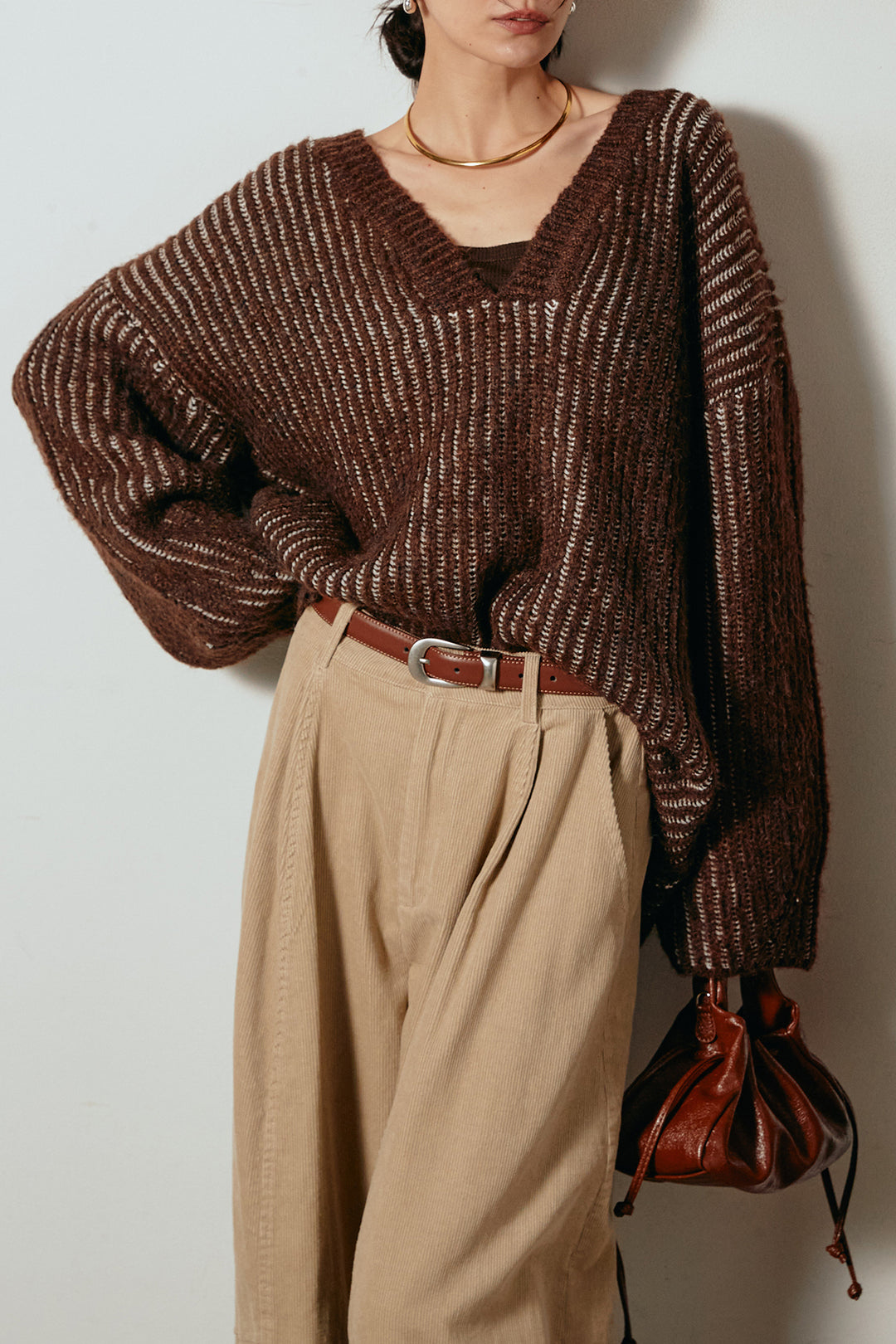 [SET]アルパカタッチ深Vニットトップス+タック入りコーデュロイワイドパンツ(2set)