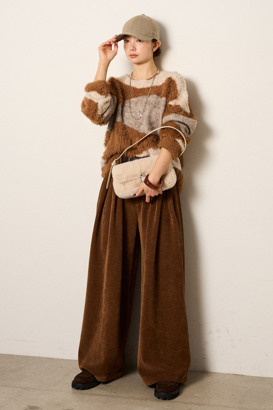 [SET]シャギーウェーブ柄クルーネックニットトップス+ベルトループコーデュロイワイドパンツ(2set)