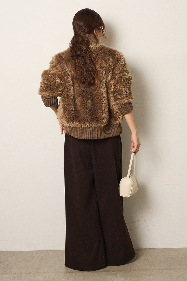 ハイネックボアブルゾン