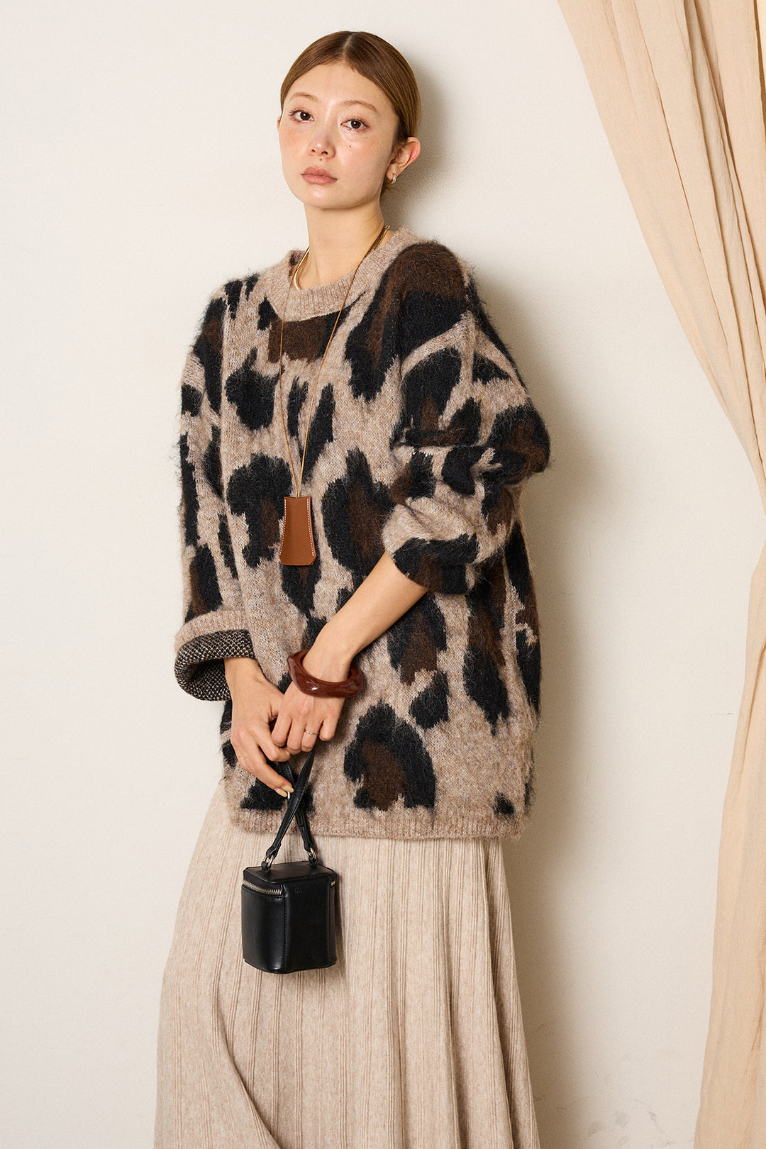 [SET]ルーズアニマルモヘアニットトップス+編み地切り替えフレアニットスカート(2set)