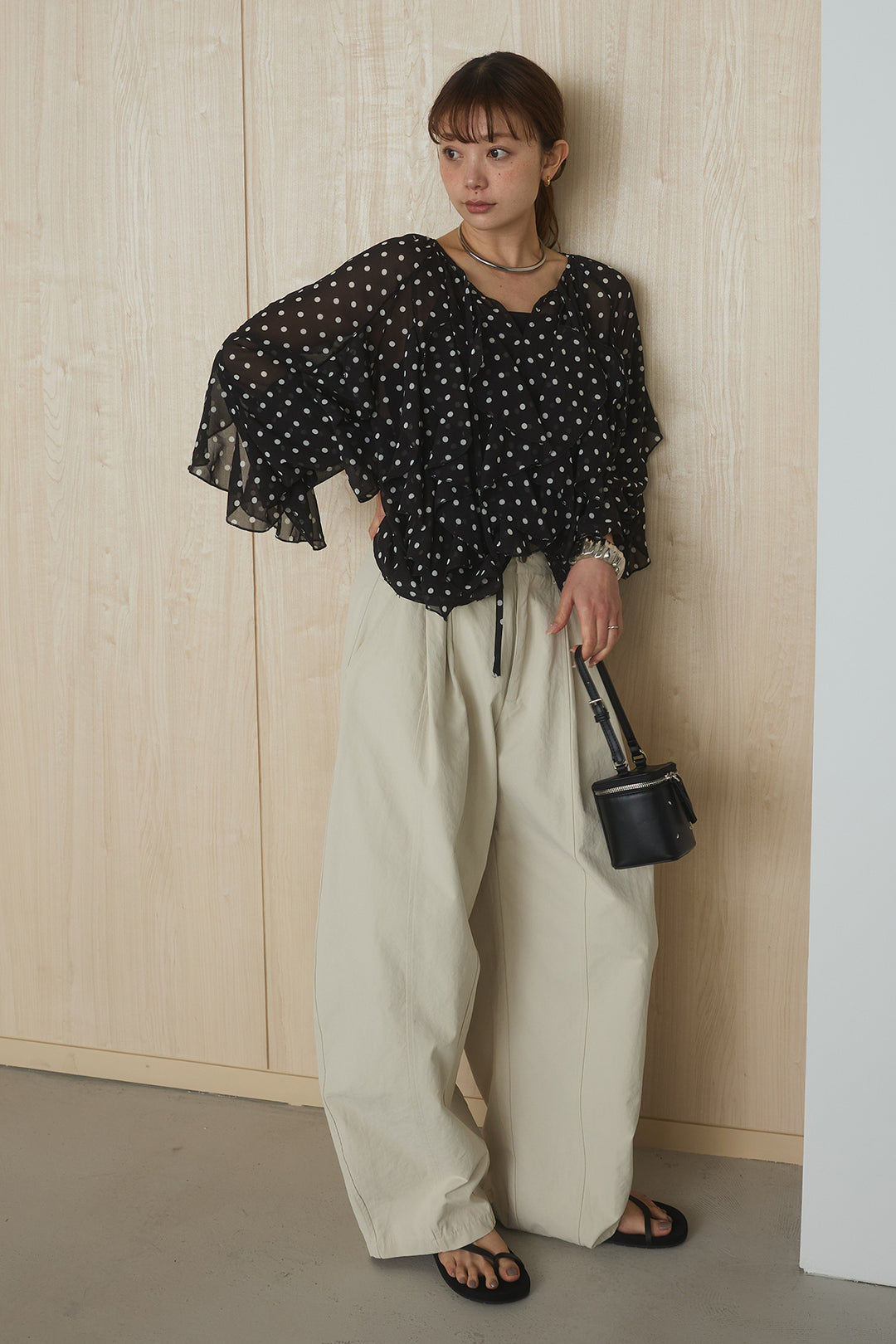 [SET]ドットフリル長袖ブラウス+コットンポリツータックセンターシームカーブパンツ(2set)